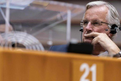 El negociador jefe de la UE, Michel Barnier, durante el pleno de este miércoles de la Eurocámara.-KENZO TRRIBOUILLARD (AFP)