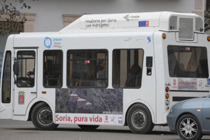 Imagen del autobús propulsado por hidrógeno y enmarcado en el proyecto Hychain. / FERNANDO SANTIAGO-