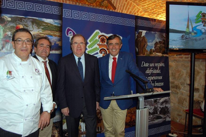 Carlos de Pablo, Martín Casado, Juan Vicente Herrera y Antonio Pardo durante la presentación turística.-DIPUTACIÓN