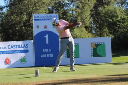 Daniel Berná opta este sábado a ganar su primer Alps Tour y lo quiere hacer en su casa del Club de Golf Soria en Pedrajas. Agencia Ítaca