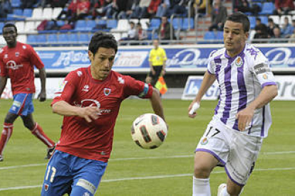 Del Pino actuará en la banda derecha ante el Xerez. / U. Sierra-