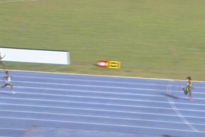 Brianna Lyston, con 12 años, se queda a 2 segundos del récord del mundo.-