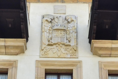 Escudo del Ayuntamiento de Vinuesa-D.S.