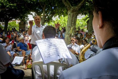 Concierto de sanjuaneras de la Banda municipal de Soria - MARIO TEJEDOR (10)