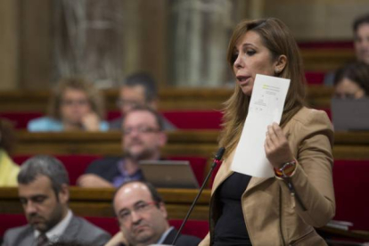 Alícia Sánchez-Camacho, en una reciente intervención en el Parlament.-ALBERT BERTRÁN