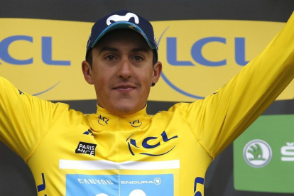Marc Soler, en el podio de la París-Niza-SEBASTIEN NOGIER