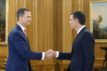 El Rey recibe a Pedro Sánchez, este jueves en la Zarzuela.-