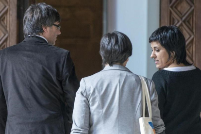 Reunión de Puigdemont y anna gabriel en la Generalitat-FERRAN SENDRA