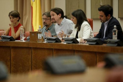 Xavier Domènech y Pablo Iglesias proponen su asamblea parlamentaria-JOSÉ LUIS ROCA