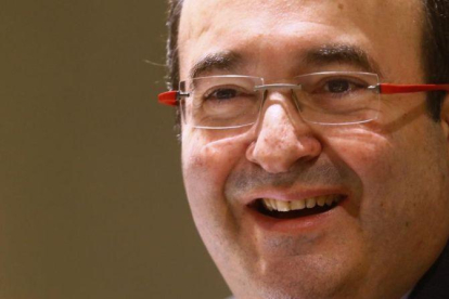 El primer secretario del PSC, Miquel Iceta, este lunes en un desayuno informativo en Madrid.-AGUSTÍN CATALÁN
