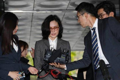 Durante dos meses, el ministerio fiscal ha estado investigando a Cho y a su familia por otras supuestas irregularidades.-KOREA TIMES