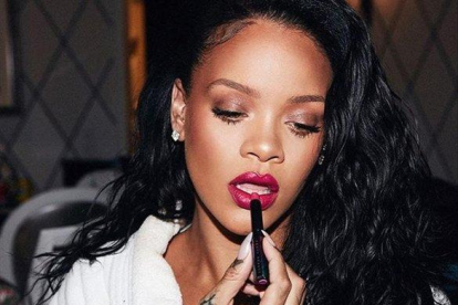 Rihanna acaba de estrenar una nueva colección lencera especial ’San Valentín’.-