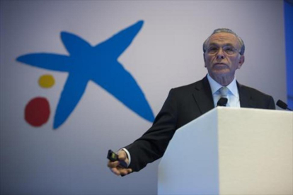 Isidre Fainé durante su intervención en la junta de accionistas del 2015.-ALBERT BERTRAN