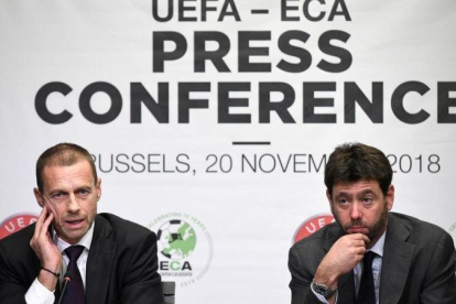 El presidente de la UEFA, Ceferin, y el de la ECA, Andrea Agnelli, en una reunión en Bruselas en 2018-JOHN THYS (AFP)