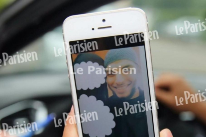 Imagen difundida por 'Le Parisien' de Adel Kermiche, uno de los dos atacantes de la iglesia Saint-Etienne-du-Rouvray, en Francia, este martes.-LE PARISIEN