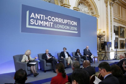 La cumbre de la corrupción en Londres, este jueves.-POOL