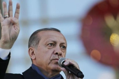Erdogan, tras su triunfo en el referéndum el pasado 16 de abril.-BURHAN OZBILICI / AP