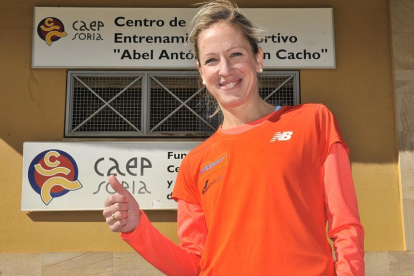 Estela Navacués intentará este domindo hacer la mínima en maratón para los Juegos de Río.-VALENTÍN GUISANDE