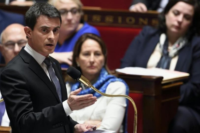 El primer ministro francés, Manuel Valls, en un pleno de la Asamblea General en París.-ERIC FEFERBERG
