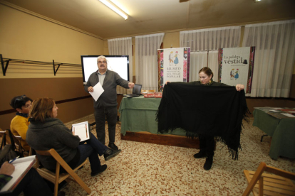 Celebración del seminario 'La palabra vestida', el año pasado en Morón de Almazán. Foto: Mario Tejedor
