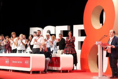 Iceta interviene en el VIII Congreso del PSE-EE, en Bilbao.-LUIS TEJIDO/EFE