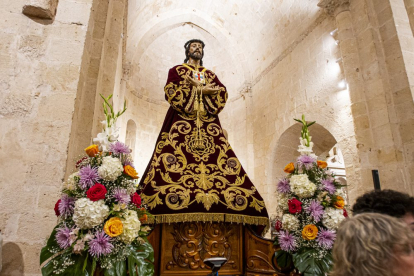 Bajada de Jesús Nazareno en las fiestas de Almazán. MARIO TEJEDOR (11)