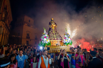 Bajada de Jesús Nazareno en las fiestas de Almazán. MARIO TEJEDOR (39)