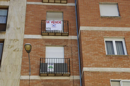 Viviendas en venta en Soria, en una imagen de archivo.-VALENTÍN GUISANDE