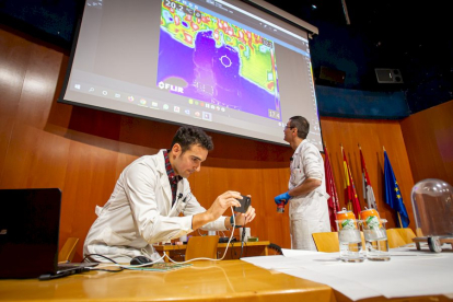 Semana de la Ciencia en el Campus Duques de Soria. MARIO TEJEDOR (4)