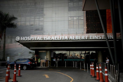 El presidente de Brasil  Jair Bolsonaro ingreso en un hospital de Sao Paulo.-EFE