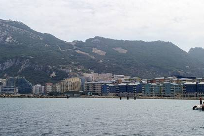 Vista de la bahía de Algeciras, con el peñón de Gibraltar al fondo.-Foto: AFP / MARCOS MORENO