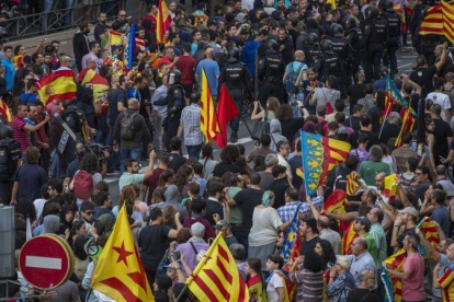 Disturbios durante la manifestación del pasado 9 de Octubre en Valencia.-MIGUEL LORENZO