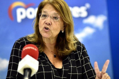La exministra y número 5 del PP en la lista por Madrid, Elvira Rodríguez, durante una entrevista con Europa Press.-EUROPA PRESS / OSCAR CANAS