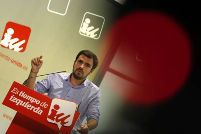 Alberto Garzón, durante una reunión de la cúpula de IU en Madrid, el pasado 5 de junio.-Foto: EFE / JAVIER LIZÓN