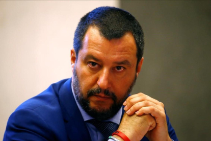 El ministro del Interior italiano y secretario de la Liga ultraderechista, Matteo Salvini. /-STEFANO RELLANDINI (REUTERS)