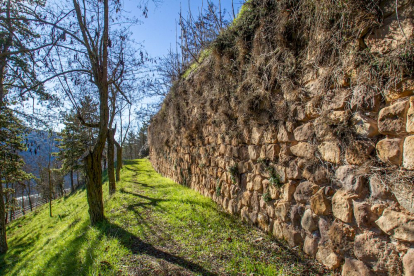La muralla revela su fuerza en el Castillo. MARIO TEJEDOR (21)