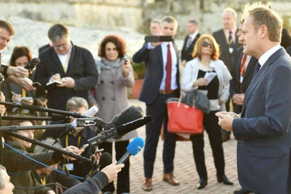 El presidente del Consejo Europeo, Donald Tusk, a su llegada a la Valeta, capital de Malta.-AFP / ANDREAS SOLARO