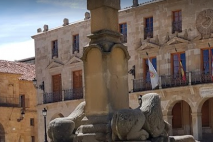 Exterior de la Casa Consistorial de Soria. HDS