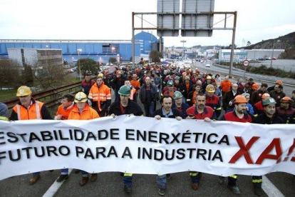 Manifestación de trabajadores de Alcoa en A Coruña.-