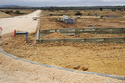 Obras de urbanización en el soto de Garray. / U. S. -