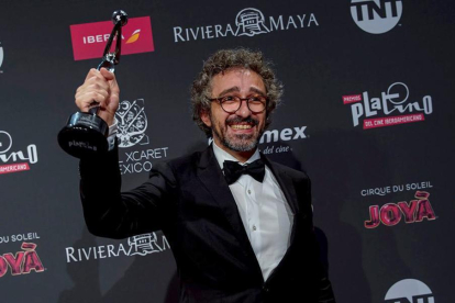 El soriano Alberto del Campo tras ganar el premio Platino por 'El reino'-Premios Platino