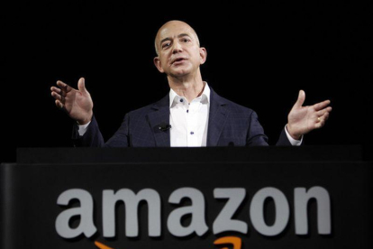 El consejero delegado de Amazon, Jeff Bezos, durante una conferencia, en Santa Monica (California).-REED SAXON (AP)
