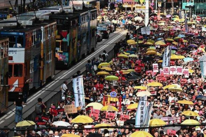 Manifestación en Hong Kong contra las leyes de extradición a China.-ANTHONY WALLACE (AFP)