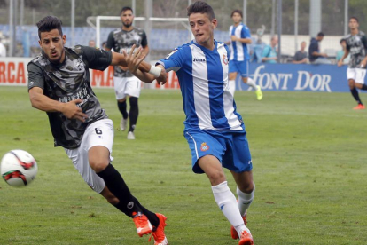 Adrián Dalmau durante un partido con el Espanyol B.-DIARIO LA GRADA