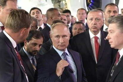 Putin muestra a Erdogan una feria de aviación en Zhukovski, cerca de Moscú.-ALEKSÉI NIKOLSKY (SPÚTNIK)