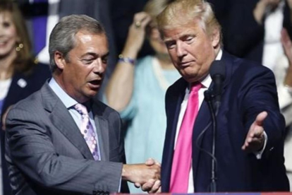Nick Farage en un mítin de Donald Trump en Jackson (Mississippi).-AP / GERALD HERBERT
