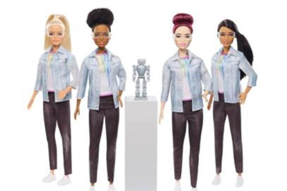 Los cuatro modelos de Barbie ingeniera robótica /-BARBIE