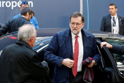 Mariano Rajoy llega al Consejo Europeo que se ha celebrado este jueves en Bruselas.-REUTERS / FRANÇOIS LENOIR