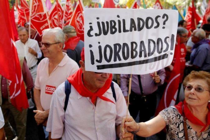 Manifestación por pensiones dignas en Madrid, en octubre.-EL PERIÓDICO