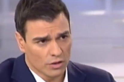 Momento de la entrevista de Sánchez en Tele 5.-EL PERIÓDICO